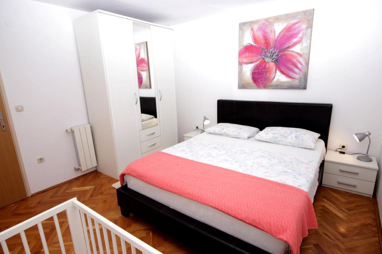 Guest House Bizjak Vinkuran Exterior photo